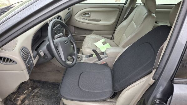 volvo v40 Diesel. Carros