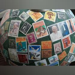 Candeeiro Muito antigo abajur decorado com selos. Outros Aparelhos