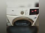 Máquina de secar roupa da AEG 8kg bomba de calor A. Máquinas de Lavar Roupa. Amadora. AEG 8 kg A   Muito bom