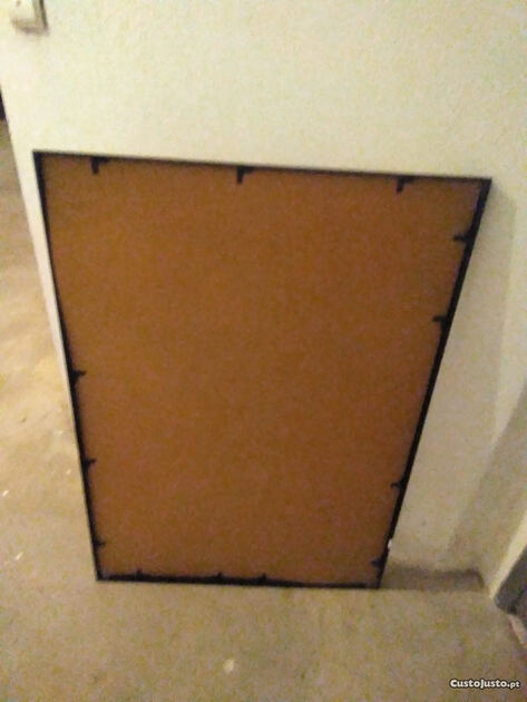 Quadro geométrico, com vidro e moldura. Quadros