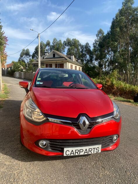 Renault Clio IV. Carros