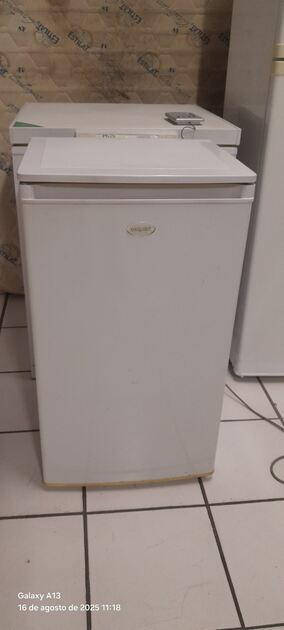 Mini frigorífico sem congelador. Frigoríficos