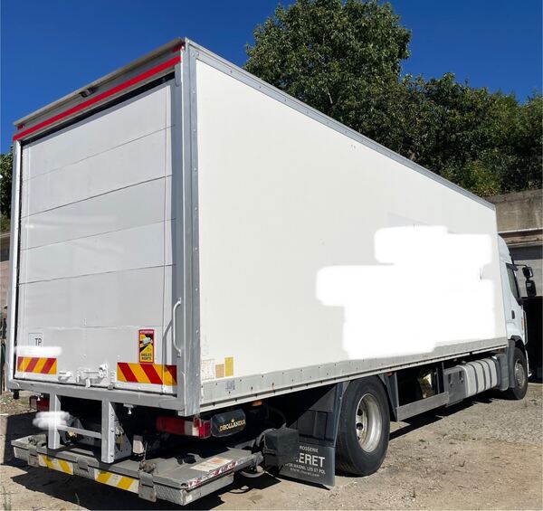 Renault premium DXI 370. Camiões