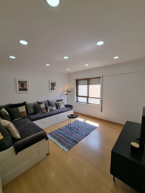 T1 Luminoso no Porto Mobilado, Localização Premium. Casa e apartamentos para vender