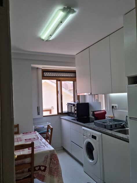 T1 Luminoso no Porto Mobilado, Localização Premium. Casa e apartamentos para vender