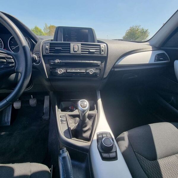 BMW 116D Sport. Carros