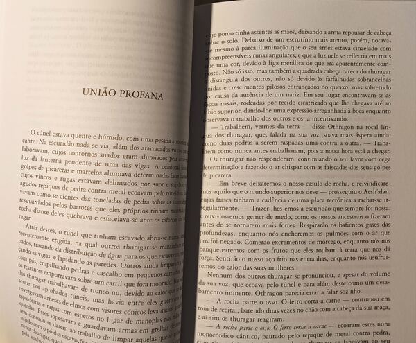 Oblívio, O Fado da Sombra, A Essência da Lâmina. Livros