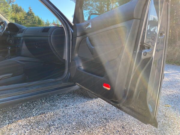 Volkswagen Golf. Carros