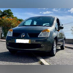 Renault Modus. Carros