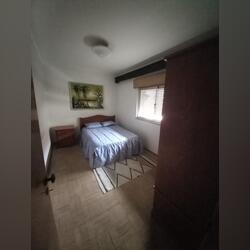 Aluguer/Arrendamento de Quartos . Ofereço Quarto para Arrendar. Vila Nova da Barquinha.  2 quartos Cama de casal   1 banho Longo (12+ meses) Internet Mobiliado Quarto privado Sem animais domésticos Proibido fumar