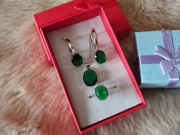 conjunto de prata . Conjunto de joias