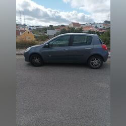 Renault Clio . Carros