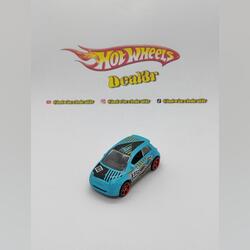 Carro Hot Wheels Daredevil Fiat 500. Carros de brinquedo. Parque das Nações