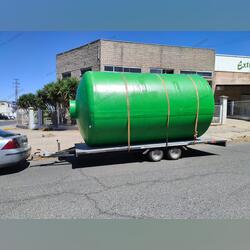 TANQUES DE POLIÉSTER DE GRANDE CAPACIDADE. Outros (Negócios)