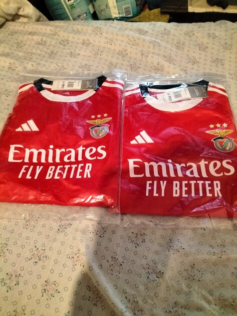 Camisolas de futebol . Camisolas futebol