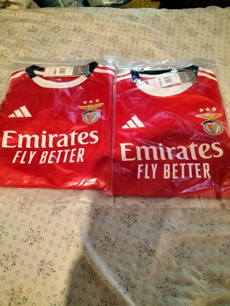 Camisolas de futebol . Camisolas futebol