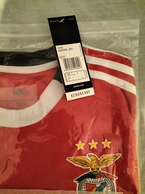 Camisolas de futebol . Camisolas futebol