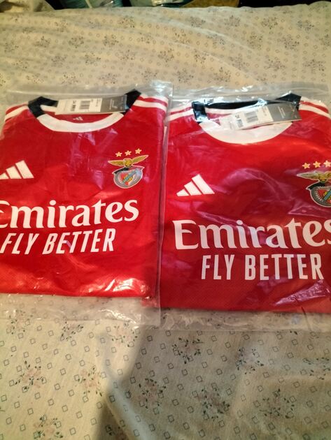 Camisolas de futebol . Camisolas futebol