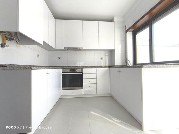 Apartamento. Casa e apartamentos para arrendar