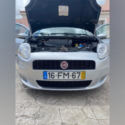 Fiat Punto a venda . Carros. Almeirim. 2008   182.000 km Manual Gasolina 4 portas Cinzento ABS Ar condicionado