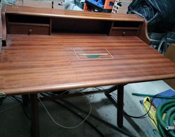 Conjunto Completo de Móveis de Madeira Maciça – Novo. Conjuntos de móveis para quarto