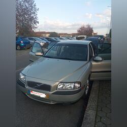 Volvo S80 D5. Carros