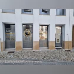 Aluguer  de  gabinete  Estética . Estabelecimentos para arrendar. Coimbra.     