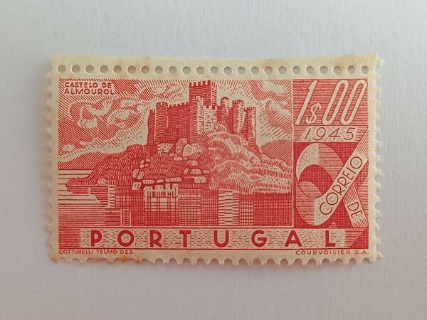 Portugal - Castelos de Portugal, 1$00, 1946. Selos
