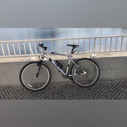 Bicicleta . Bicicletas. Coimbra. GT    