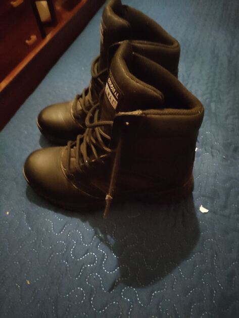 Botas tácticas marca Swat. Botas