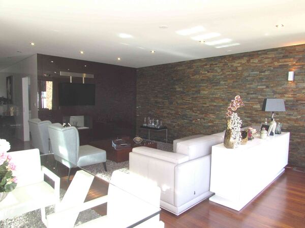 Moradia T4  perto da praia em Marinhas / Esposende. Casa e apartamentos para vender