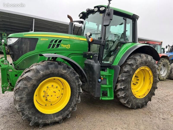 John Deere 6155M €84.000. Tratores