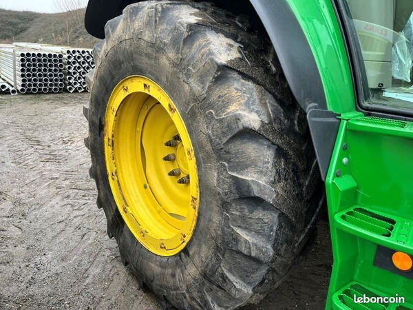 John Deere 6155M €84.000. Tratores