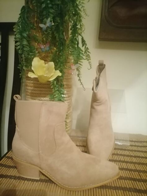 Botas n 39 unisexo . Botas