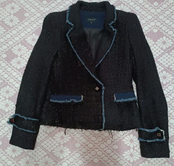 Blazer tweed preto . Fatos e Blazers