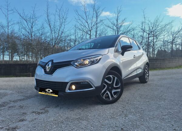 Renault Captur 1.2TCe Energy Dynamique . Carros