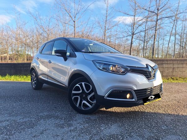 Renault Captur 1.2TCe Energy Dynamique . Carros