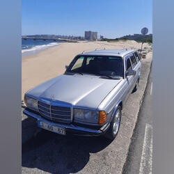 Classico, Mercedes 240D Touring.. Carros. Almada. 1980   285.000 km Manual Diesel 73 cv 5 portas Prateado Engate do reboque
