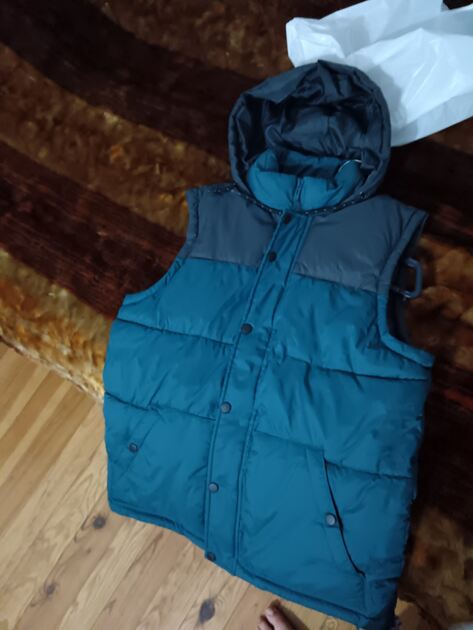 Cedar Wood State Blue hood Gilet Jacket Size XSPre-owned - Good
Quantity
Outer Shell Material
Nylon
Jacket/Coat Length. Casacos para homem