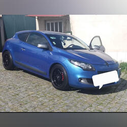 Renault megane 3 gt line. Carros