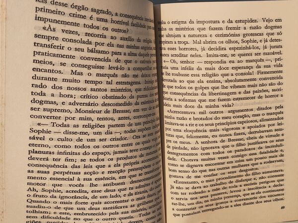 Os Infortúnios da Virtude - Marquês de Sade. Livros