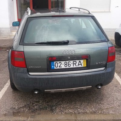 Audi A6 allroad 2.5 tdi 180cv. 2001 caixa manual