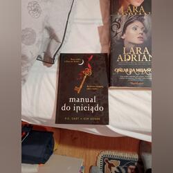 Vários livros. Livros. Cascais. Best sellers Português    Muito bom