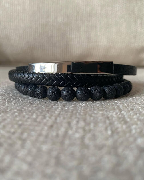 Pulseira em aço inoxidável, couro e pedras. Pulseiras