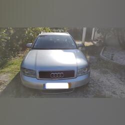 Audi A4 GPL bom estado. Carros