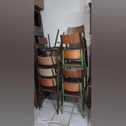 Lote de cadeiras infantis (15). Mobiliario crianças