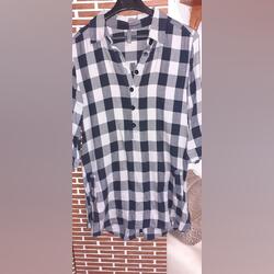 Camisa tunica. Camisas e Blusas. Olhão. Bershka XL / 42 / 14    Cinzento