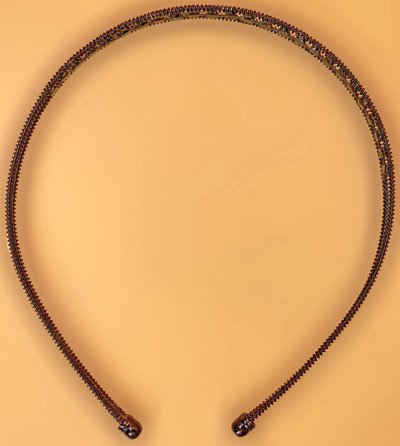 Bandolete em Metal com Brilhantes, como Nova. Diademas