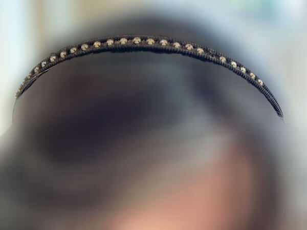 Bandolete em Metal com Brilhantes, como Nova. Diademas