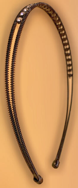 Bandolete em Metal com Brilhantes, como Nova. Diademas